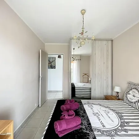 Family Close To The Apartamento *