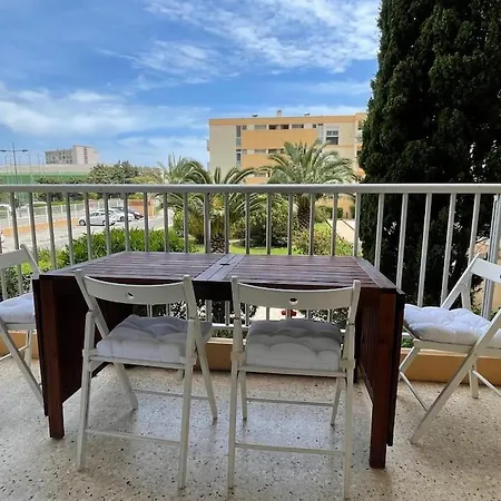 Family Close To The Apartamento Le Lavandou